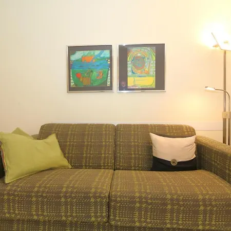 App. Ottsen - Direkt gegenüber der „Sylter Welle“ im Haus Atlantic 3*