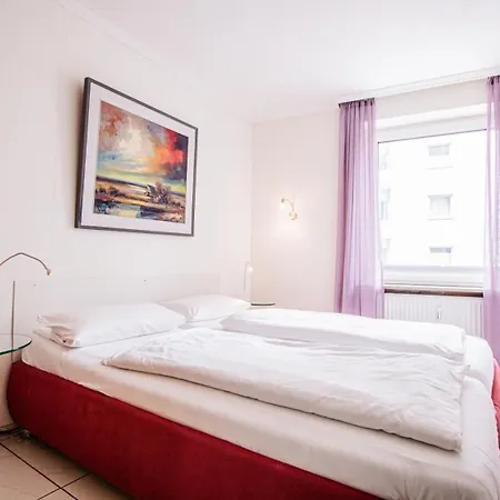 App. Ottsen - Direkt gegenüber der „Sylter Welle“ im Haus Atlantic ヴェスターラント